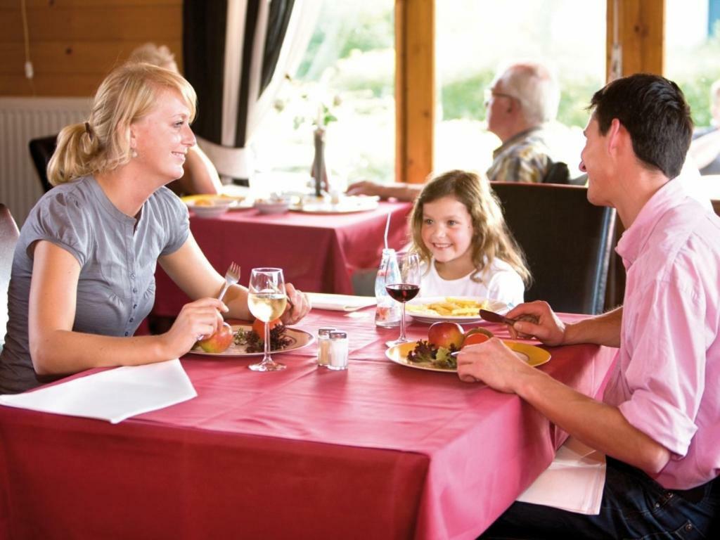 Landal De Veluwse Hoevegaerde Hotel Putten Kültér fotó